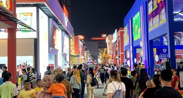 Contoh exhibition dalam MICE melalui gelaran Pekan Raya Jakarta (PRJ) 