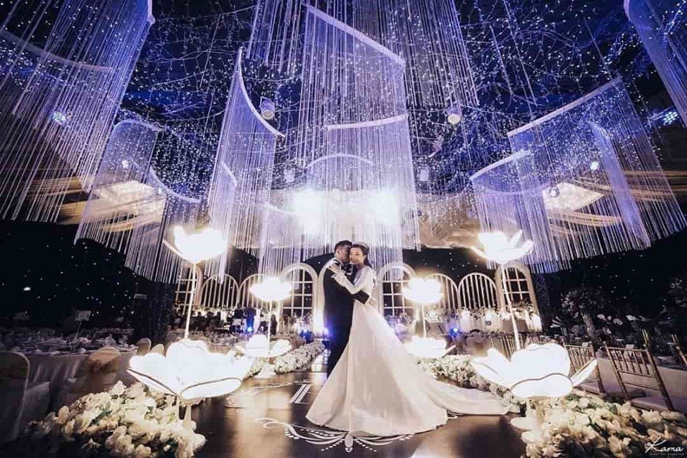 Harga-sewa-gedung-pernikahan-di-Surabaya