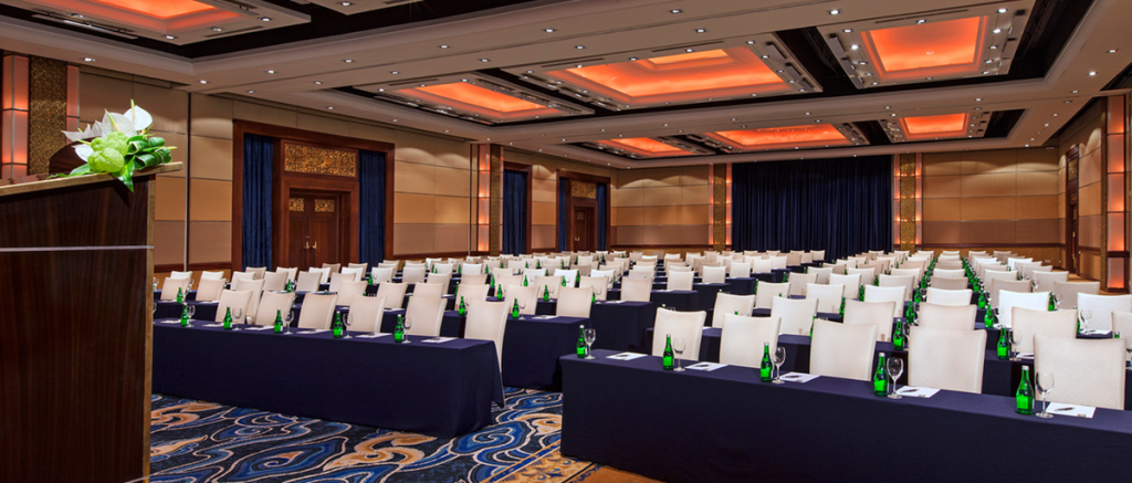 Sewa-ruangan-untuk-acara-konferensi-The-Laguna 