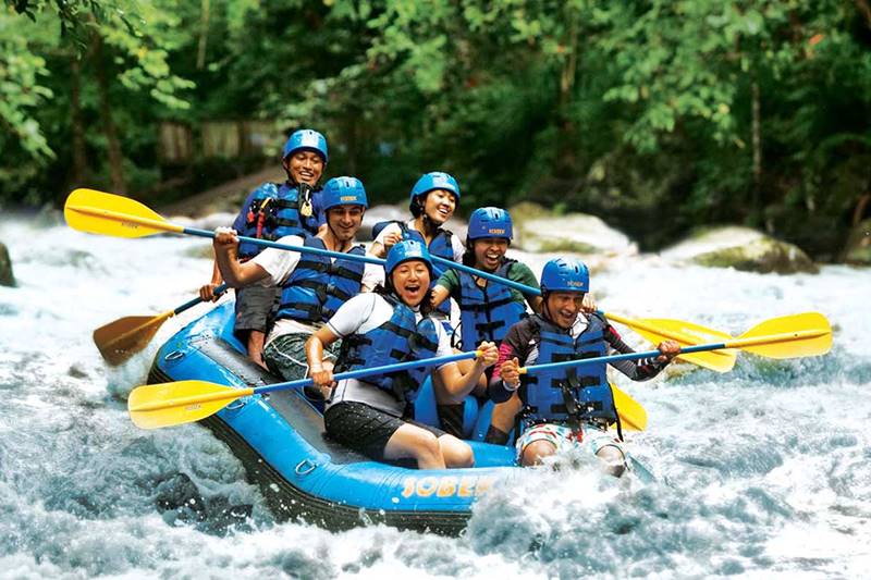 Outing-kantor-rafting