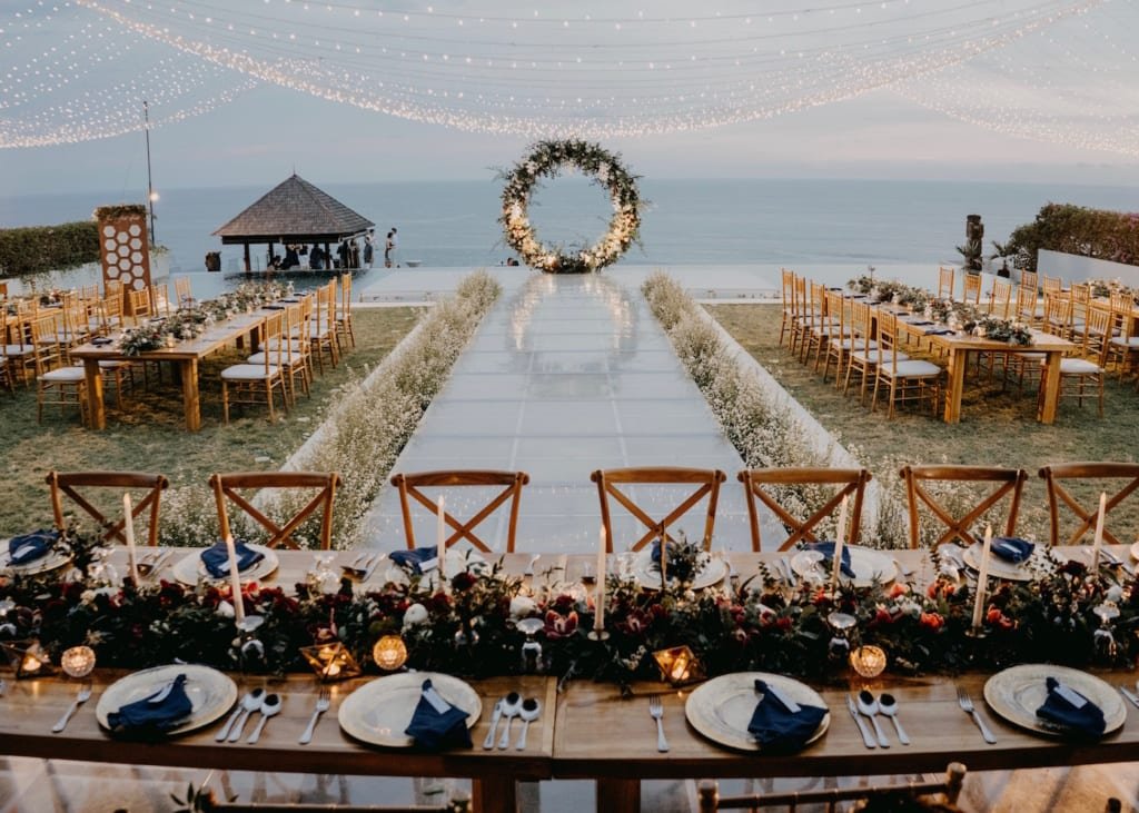 outdoor-wedding-venue