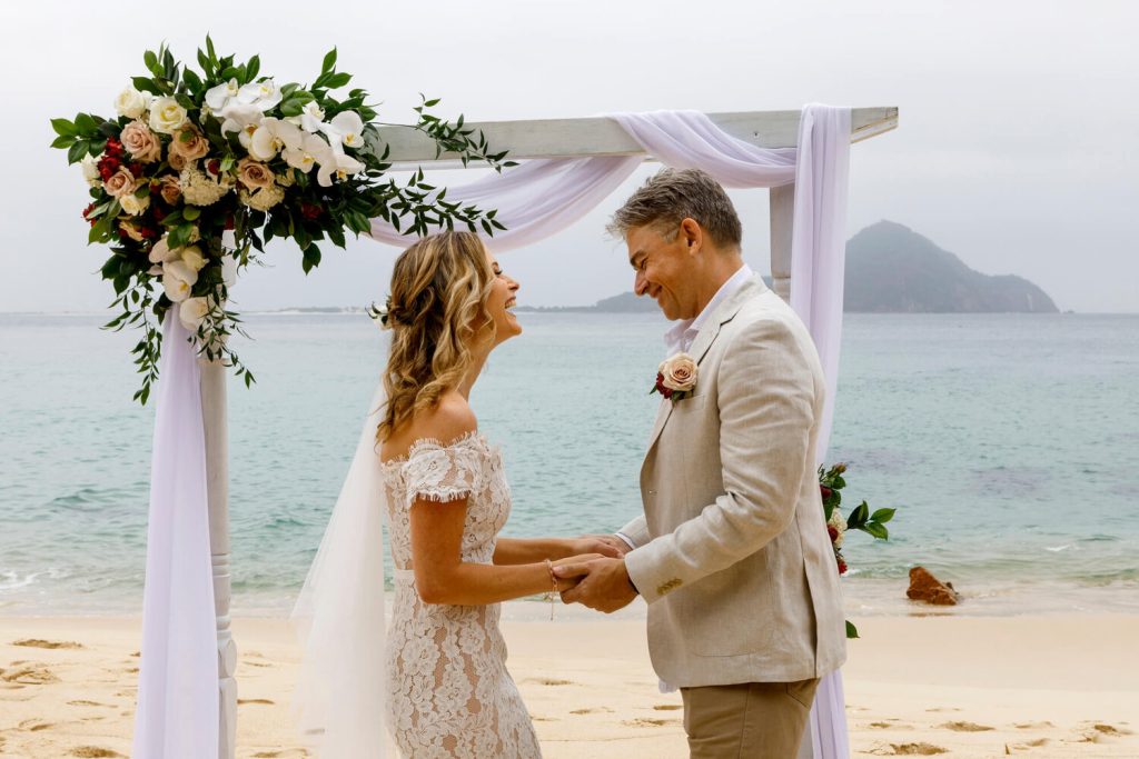 Keuntungan-Pernikahan-Outdoor-Sederhana